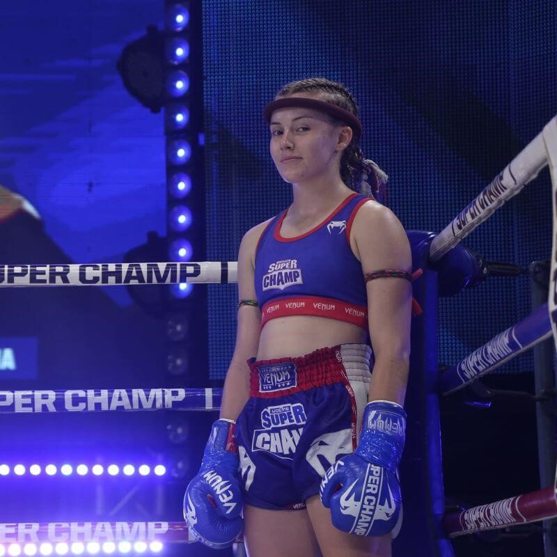 Karoliina Arm career fight vs Petchmeepring Rongrien at muay thai super champ